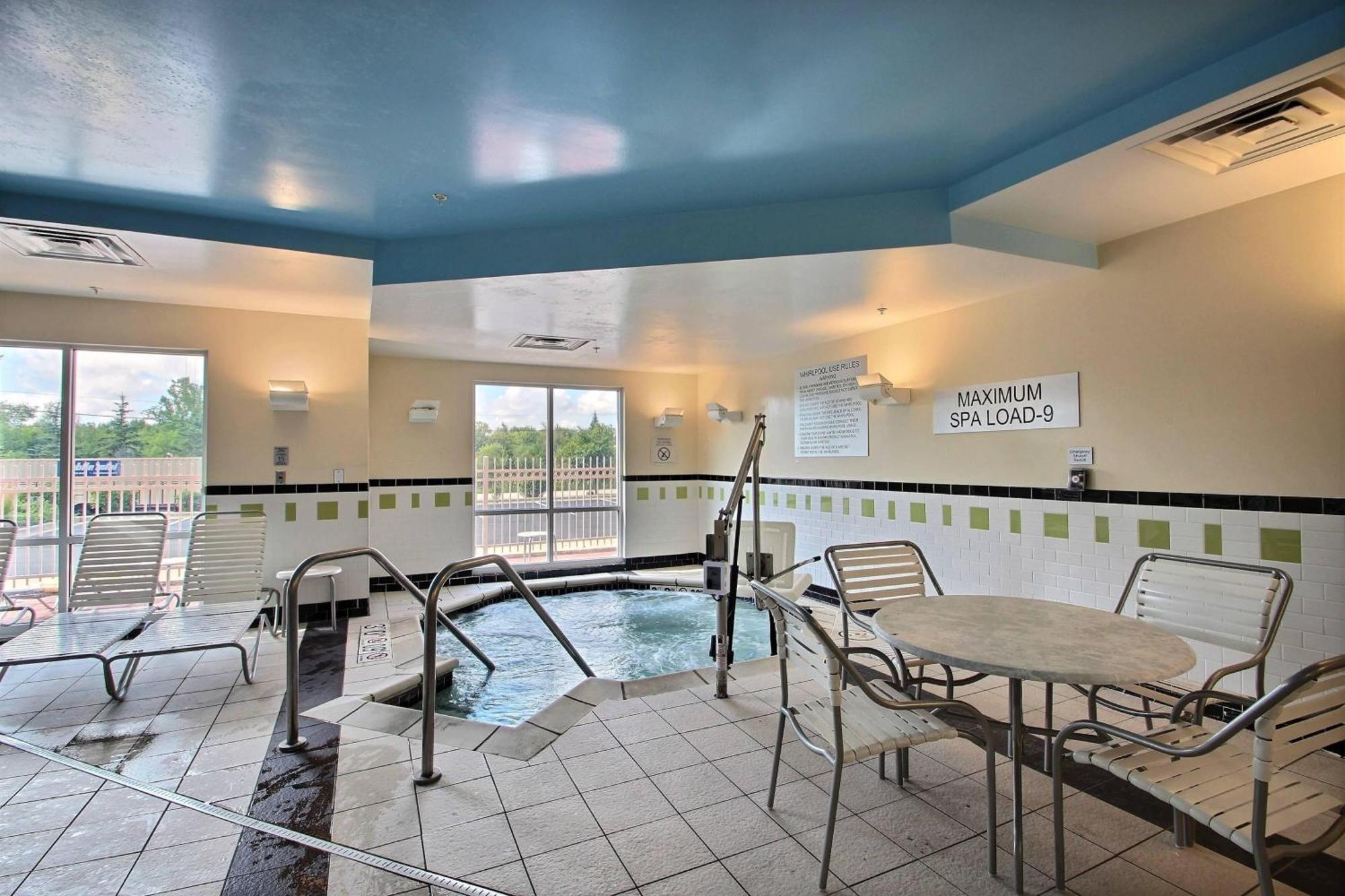 Fairfield Inn & Suites By Marriott Milwaukee Airport Oak Creek Exterior foto